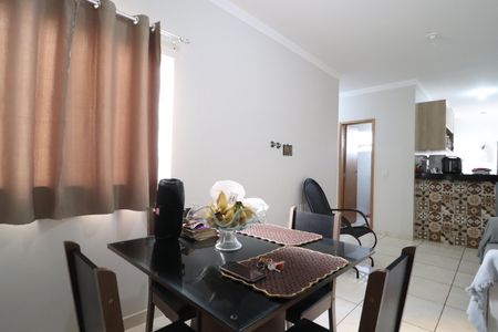 Sala de apartamento para alugar com 2 quartos, 55m² em Jardim Ipanema, Uberlândia