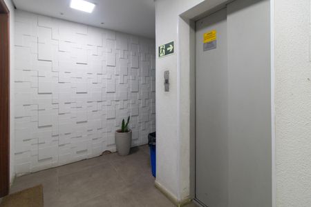 Apartamento para alugar com 30m², 1 quarto e sem vagaElevador