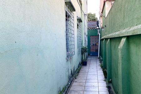 Casa à venda com 340m², 7 quartos e 3 vagasCorredor externo