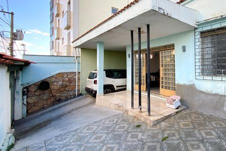 Casa à venda com 340m², 7 quartos e 3 vagasVaranda