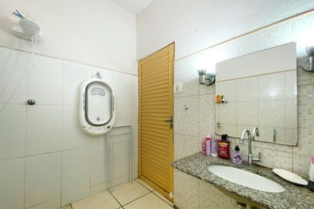 Casa à venda com 340m², 7 quartos e 3 vagasBanheiro