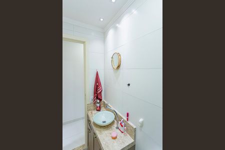 Casa à venda com 100m², 3 quartos e 3 vagas Casa à venda com 100m², 3 quartos e 3 vagasBanheiro