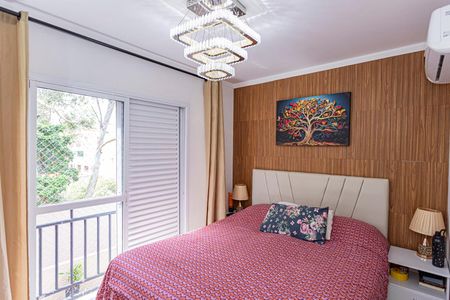 Casa à venda com 100m², 3 quartos e 3 vagas Casa à venda com 100m², 3 quartos e 3 vagasSuite