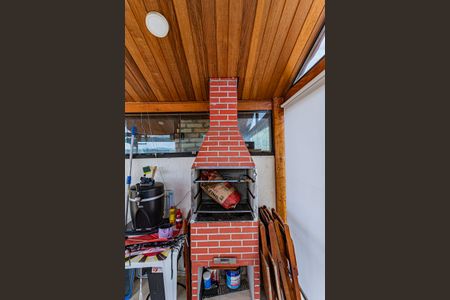 Casa à venda com 100m², 3 quartos e 3 vagas Casa à venda com 100m², 3 quartos e 3 vagasChurrasqueira