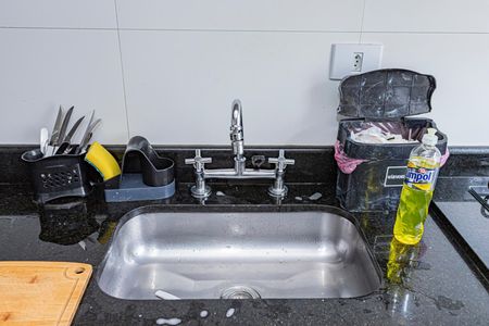 Casa à venda com 100m², 3 quartos e 3 vagas Casa à venda com 100m², 3 quartos e 3 vagasCozinha