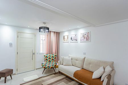 Casa à venda com 100m², 3 quartos e 3 vagas Casa à venda com 100m², 3 quartos e 3 vagasSala