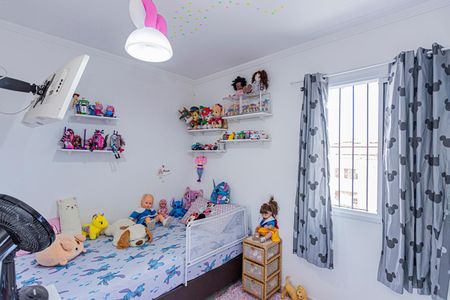 Casa à venda com 100m², 3 quartos e 3 vagas Casa à venda com 100m², 3 quartos e 3 vagasQuarto