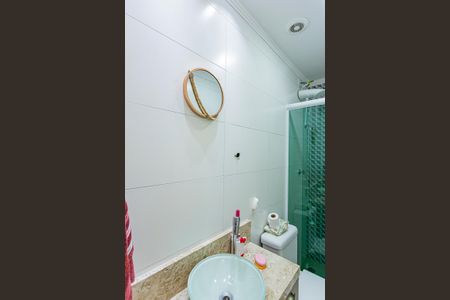 Casa à venda com 100m², 3 quartos e 3 vagas Casa à venda com 100m², 3 quartos e 3 vagasBanheiro