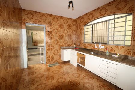 Casa à venda com 120m², 3 quartos e 2 vagasCozinha