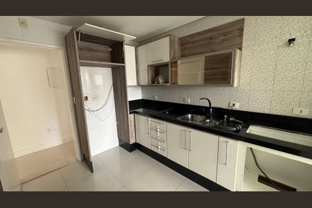 Apartamento para alugar com 106m², 3 quartos e 3 vagasCozinha