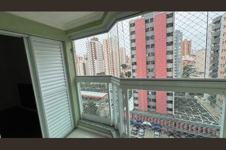 Apartamento para alugar com 106m², 3 quartos e 3 vagasQuarto 2 Varanda