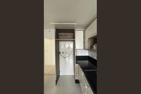 Apartamento para alugar com 106m², 3 quartos e 3 vagasCozinha