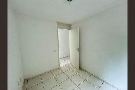 Quarto 1 de apartamento para alugar com 2 quartos, 50m² em Tomás Coelho, Rio de Janeiro