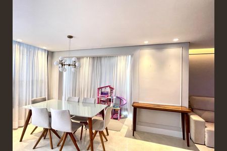 Sala de apartamento à venda com 4 quartos, 340m² em Aclimação, São Paulo