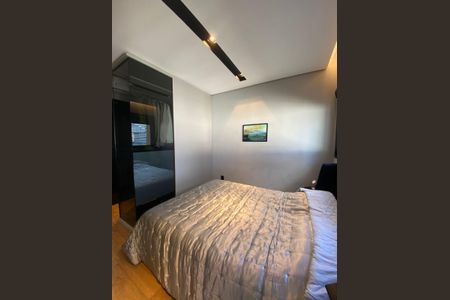 Quarto de apartamento à venda com 2 quartos, 78m² em Pinheiros, São Paulo