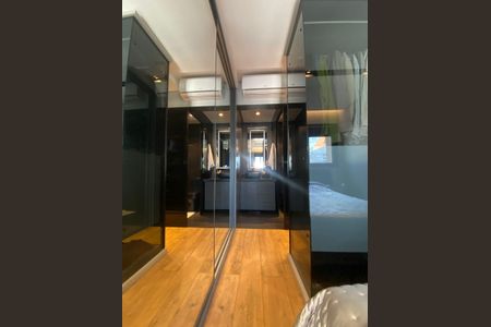 Apartamento à venda com 78m², 2 quartos e 1 vagaCloset