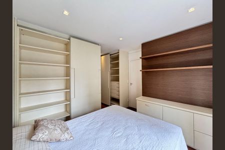 Apartamento à venda com 75m², 1 quarto e 2 vagasSuíte