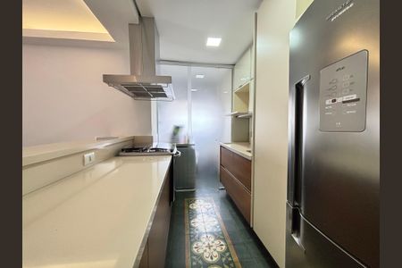 Apartamento à venda com 75m², 1 quarto e 2 vagasCozinha