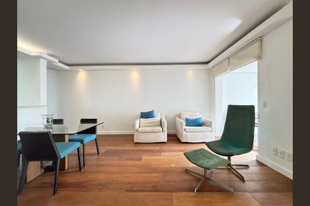 Apartamento à venda com 75m², 1 quarto e 2 vagasSala