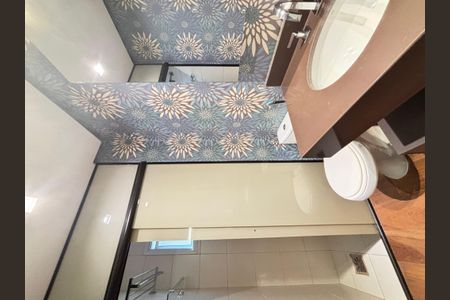 Apartamento à venda com 75m², 1 quarto e 2 vagasBanheiro