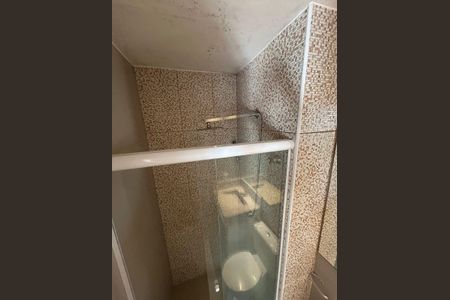 Apartamento à venda com 46m², 2 quartos e 1 vaga Apartamento à venda com 46m², 2 quartos e 1 vagaBanheiro