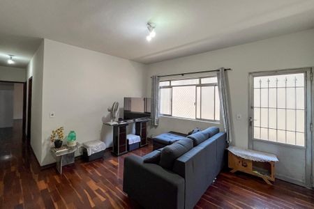 Casa à venda com 350m², 5 quartos e 7 vagasCasa 2 - Sala