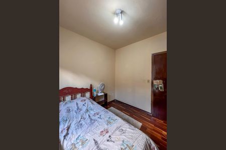 Casa à venda com 350m², 5 quartos e 7 vagasCasa 2 - Quarto 2