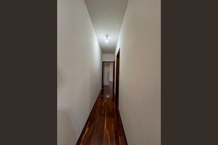 Casa à venda com 350m², 5 quartos e 7 vagasCasa 2 - Corredor