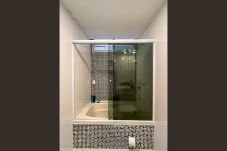 Casa à venda com 350m², 5 quartos e 7 vagasCasa 1 - Banheiro da usite