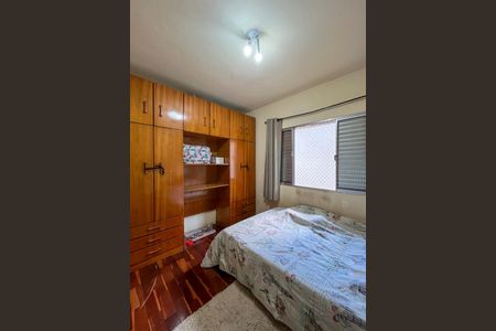Casa à venda com 350m², 5 quartos e 7 vagasCasa 2 - Quarto 2
