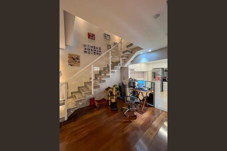 Casa à venda com 350m², 5 quartos e 7 vagasCasa 1 - Sala