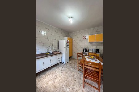 Casa à venda com 350m², 5 quartos e 7 vagasCasa 2 - Cozinha
