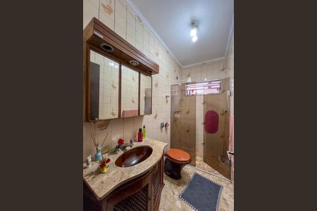 Casa à venda com 350m², 5 quartos e 7 vagasCasa 2 - Banheiro