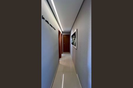 Apartamento à venda com 2 quartos, 60m² em Buritis, Belo Horizonte