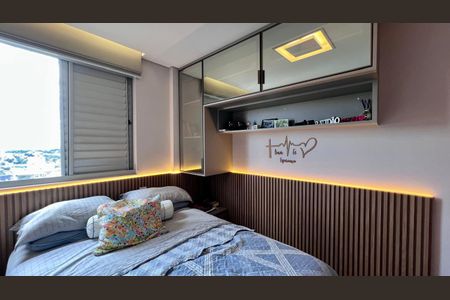 Apartamento à venda com 2 quartos, 60m² em Buritis, Belo Horizonte