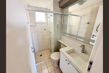 Apartamento à venda com 68m², 3 quartos e 2 vagasBanheiro