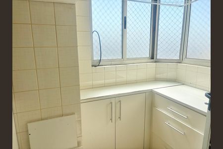 Apartamento à venda com 68m², 3 quartos e 2 vagasÁrea de Serviço