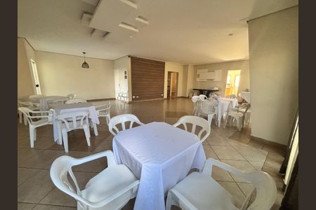 Apartamento à venda com 68m², 3 quartos e 2 vagasÁrea comum - Salão de festas