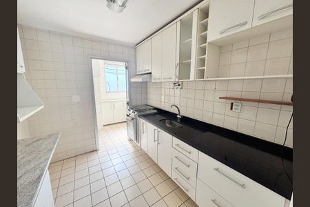 Apartamento à venda com 68m², 3 quartos e 2 vagasCozinha