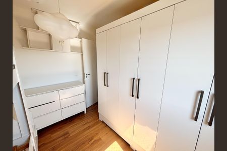 Apartamento à venda com 68m², 3 quartos e 2 vagasQuarto 3
