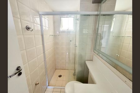 Apartamento à venda com 68m², 3 quartos e 2 vagasBanheiro