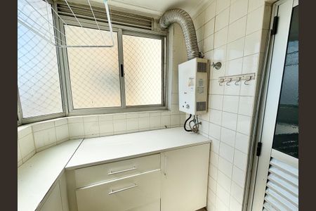 Apartamento à venda com 68m², 3 quartos e 2 vagasÁrea de Serviço