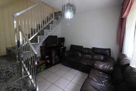 Sala de casa à venda com 3 quartos, 265m² em Santo Antônio, Osasco