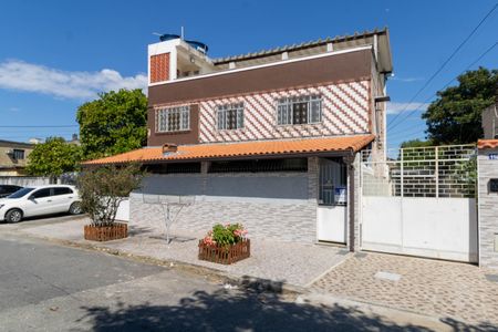 Casa para alugar com 167m², 4 quartos e sem vaga Casa para alugar com 167m², 4 quartos e sem vagaFachada
