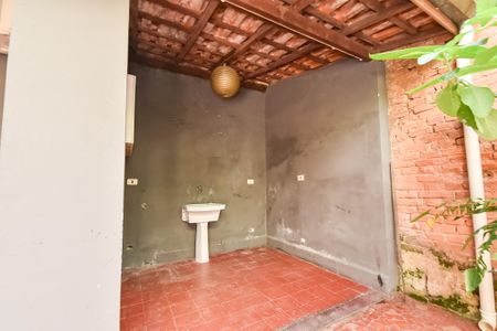 Casa à venda com 180m², 3 quartos e 1 vagaÁrea de serviço