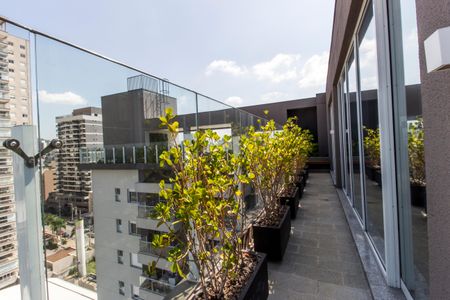 Apartamento à venda com 68m², 2 quartos e 1 vagaRooftop