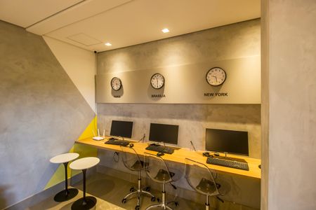 Apartamento à venda com 68m², 2 quartos e 1 vagaEscritório