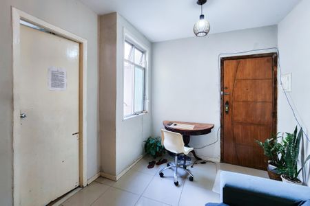 Sala  de apartamento à venda com 2 quartos, 60m² em Imperial de São Cristóvão, Rio de Janeiro