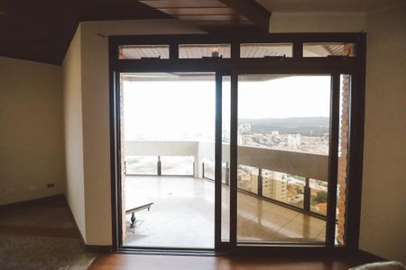 Apartamento à venda com 275m², 5 quartos e 4 vagasVaranda da Sala