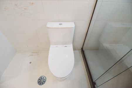 Apartamento à venda com 275m², 5 quartos e 4 vagasBanheiro da Suíte 2